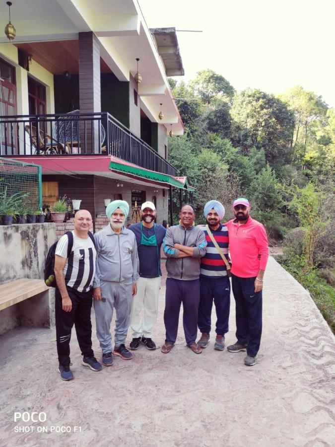 The Asgard Kasauli Bed & Breakfast Bagian luar foto